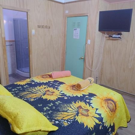 Hostal Y Residencial El Mundial Puerto Natales Eksteriør bilde