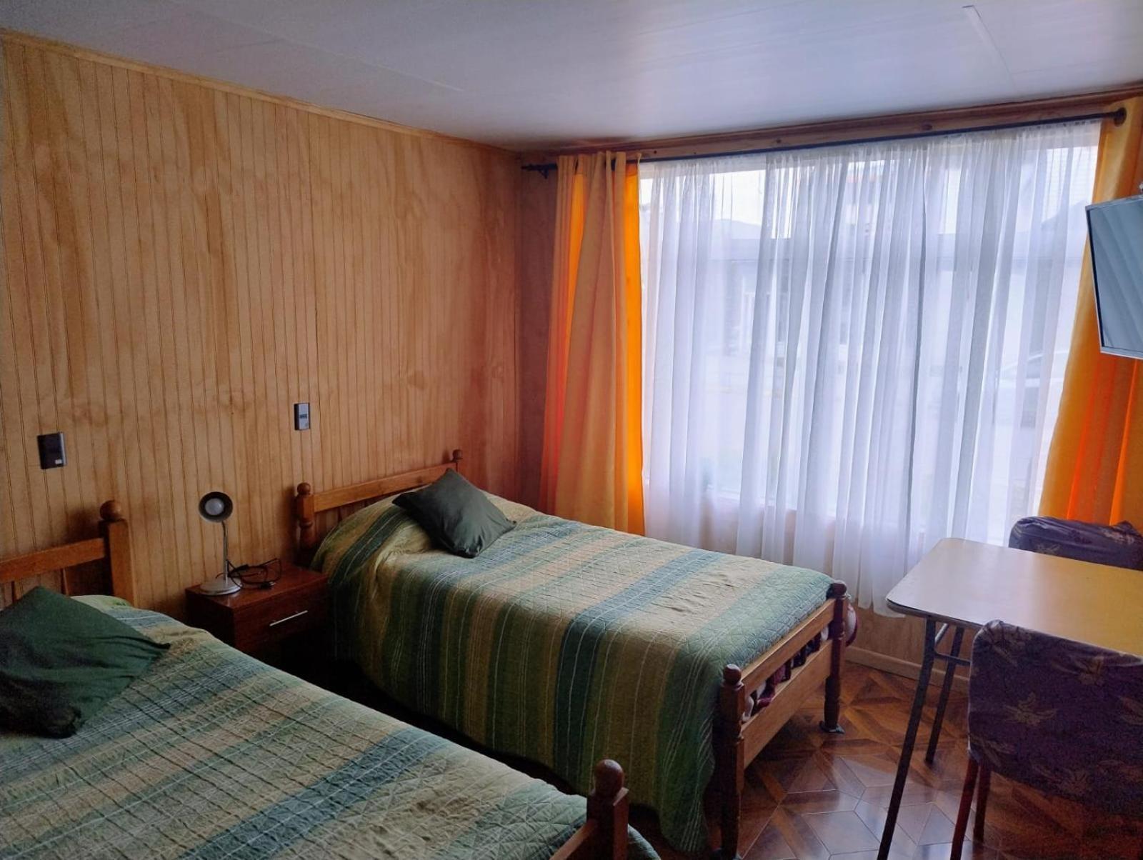 Hostal Y Residencial El Mundial Puerto Natales Eksteriør bilde