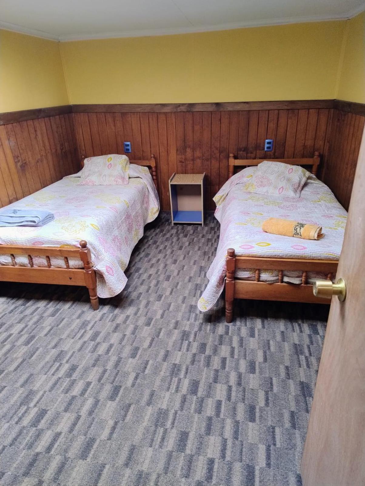 Hostal Y Residencial El Mundial Puerto Natales Eksteriør bilde