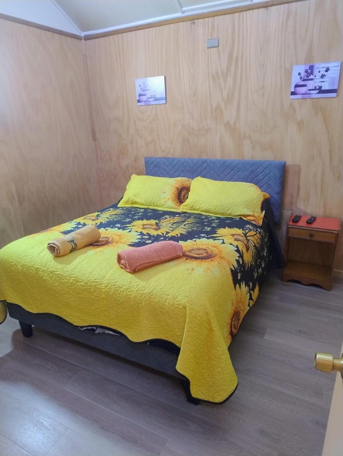 Hostal Y Residencial El Mundial Puerto Natales Eksteriør bilde